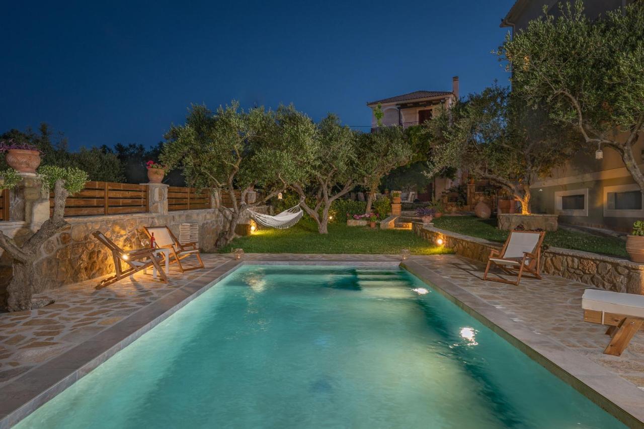 Joya Luxury Villas Kypseli Luaran gambar