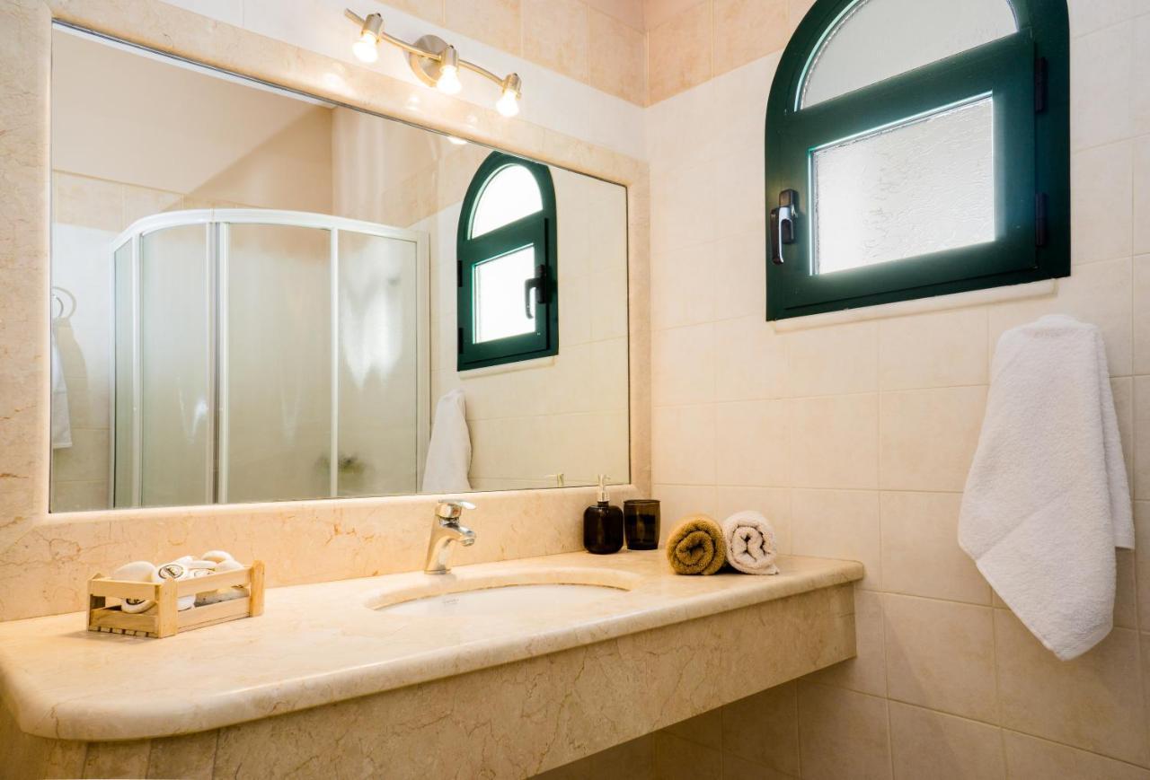 Joya Luxury Villas Kypseli Luaran gambar